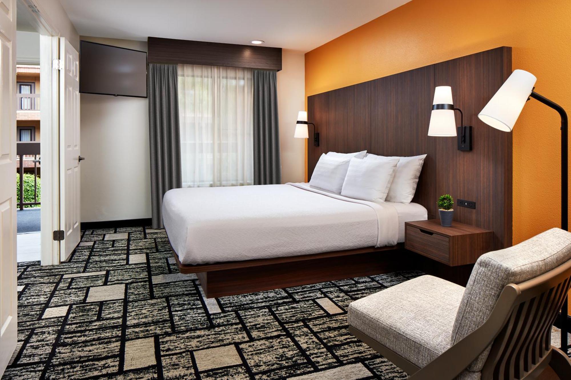 Best Western Plus Meridian Inn & Suites, Anaheim-Ориндж Екстериор снимка