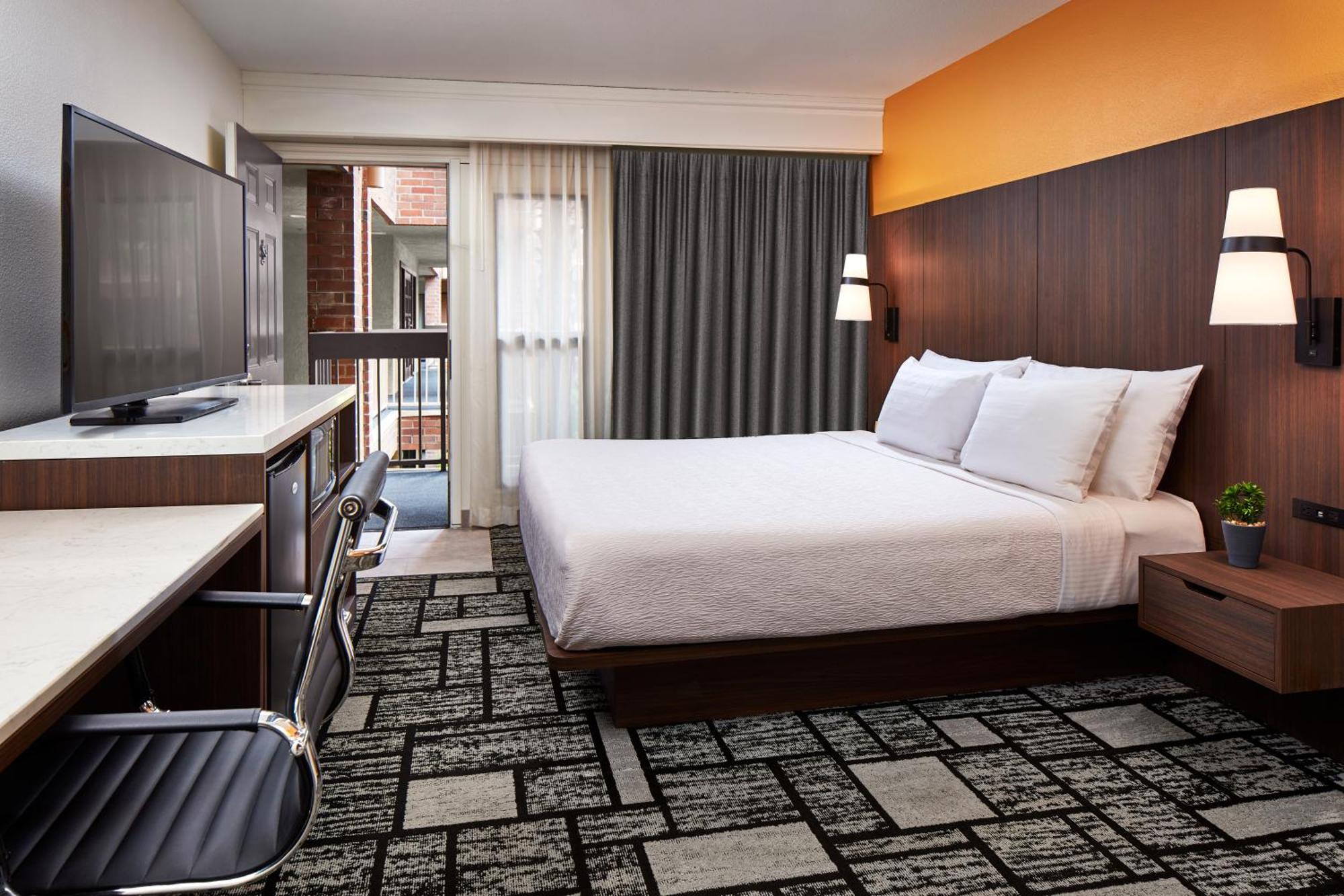 Best Western Plus Meridian Inn & Suites, Anaheim-Ориндж Екстериор снимка