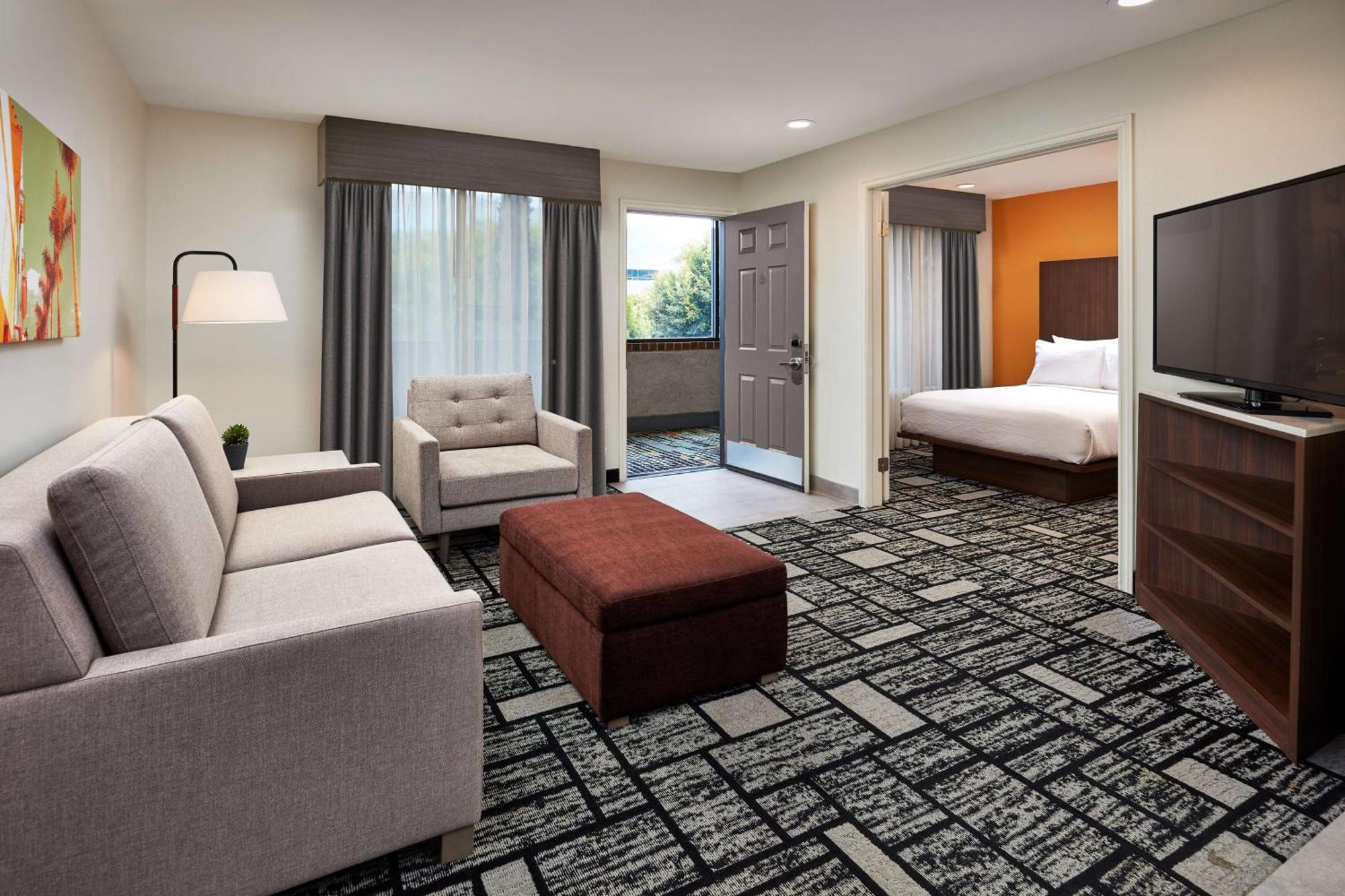 Best Western Plus Meridian Inn & Suites, Anaheim-Ориндж Екстериор снимка